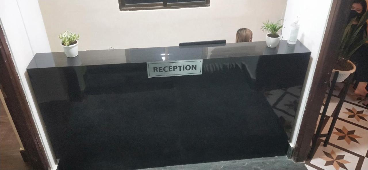 Oyo Thangal Hotel Imphal Zewnętrze zdjęcie